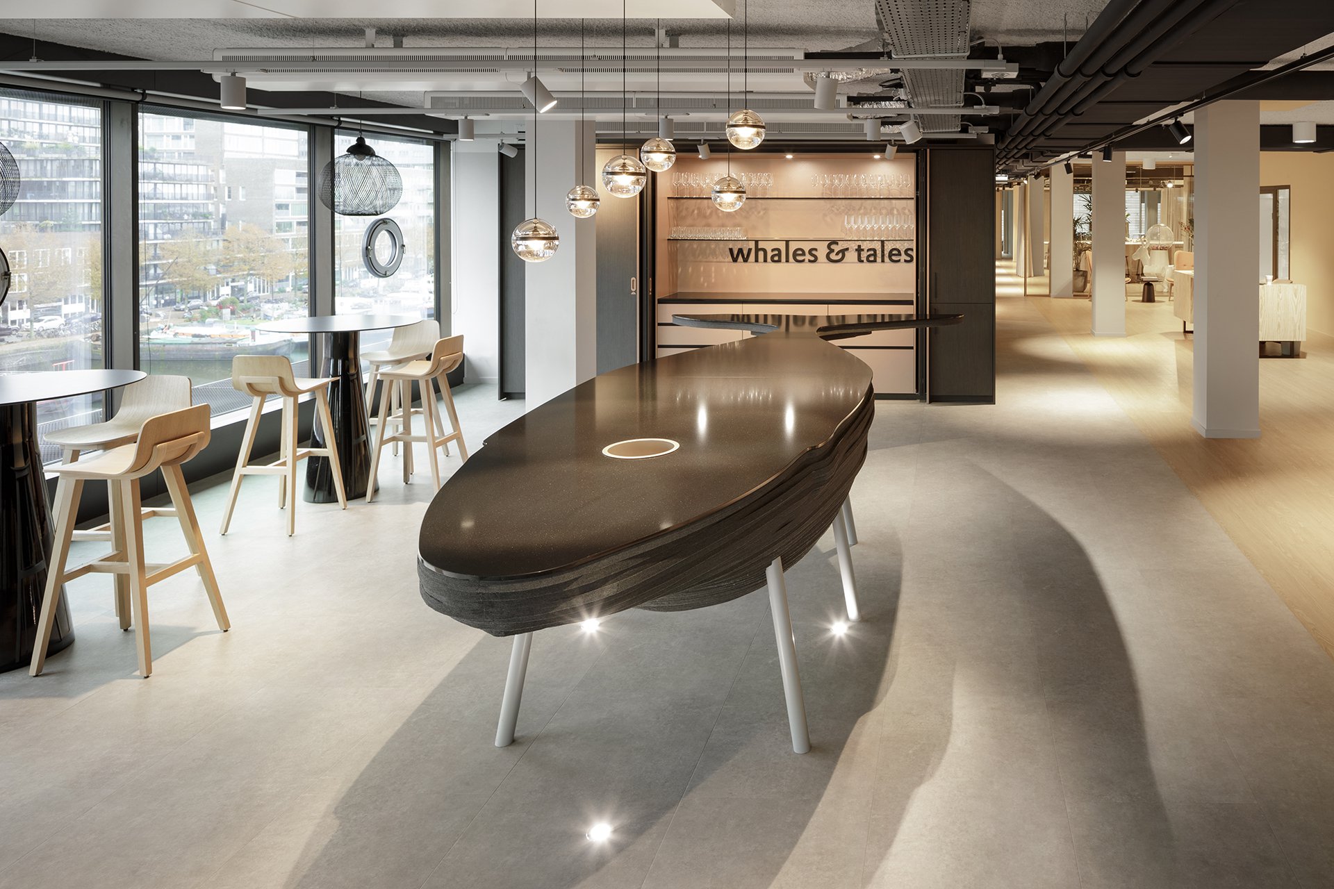 Architecture design, Fokkema & Partners, Zuidbroek Notarissen, warm, transparant kantoorinterieur met ronde details en lijnenspel