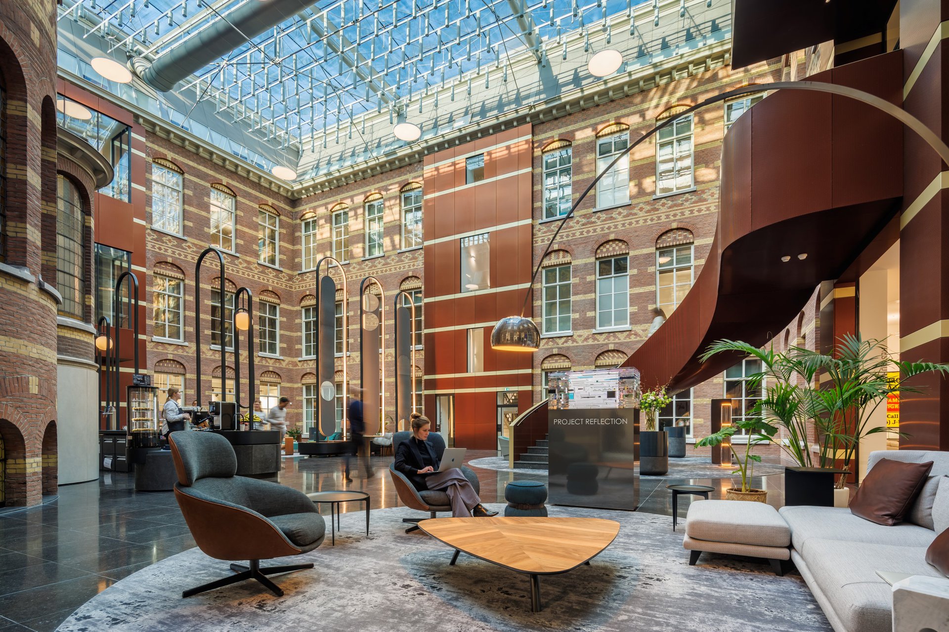 Interior workspace of Clifford Chance Droogbak