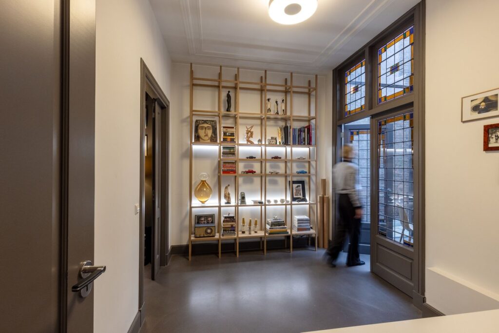 Blend of spaciousness and intimacy in 'Vila Tasa'
