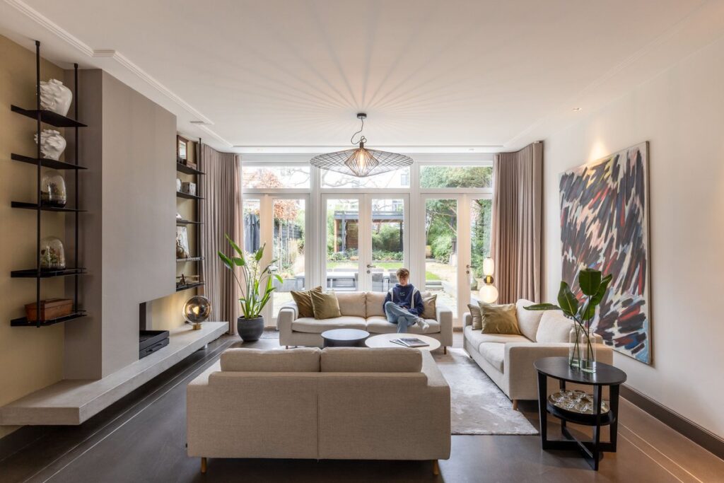 Interior of 'Vila Tasa' with luminous and welcoming design