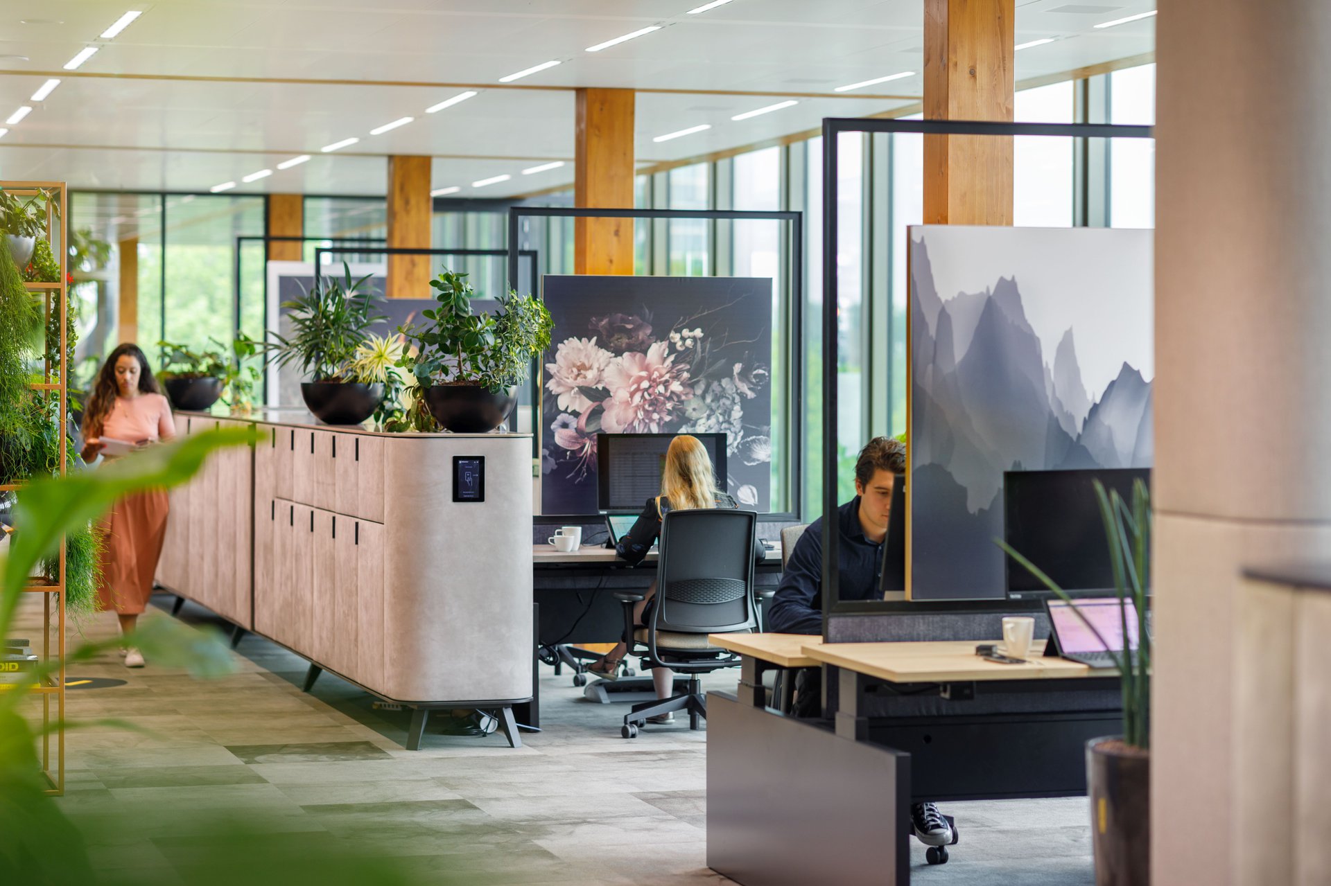 Artistic partition design for safe office return