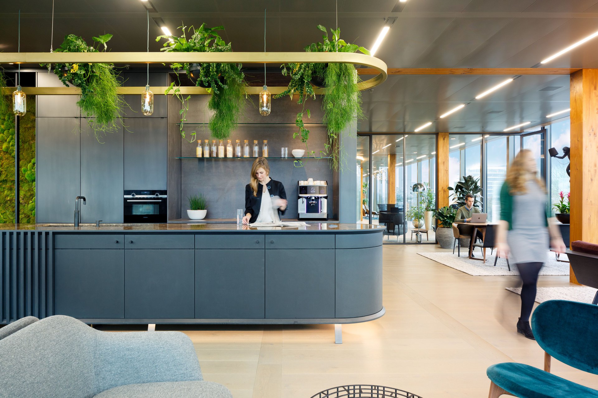 An office that does not look like an office - slider image 4